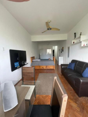 Apartamento a 200m da praia de Copacabana
